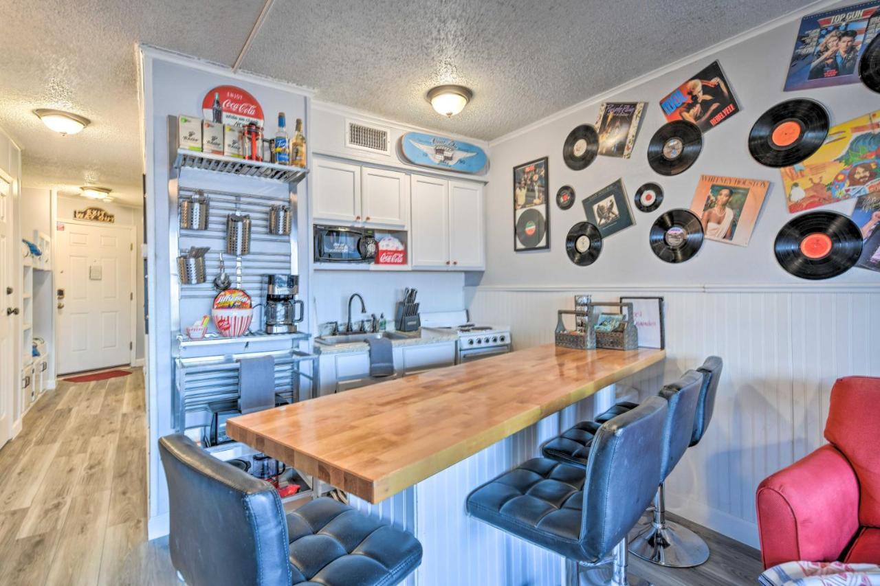 Beachfront Corpus Christi Condo With Arcade Room! Exterior photo