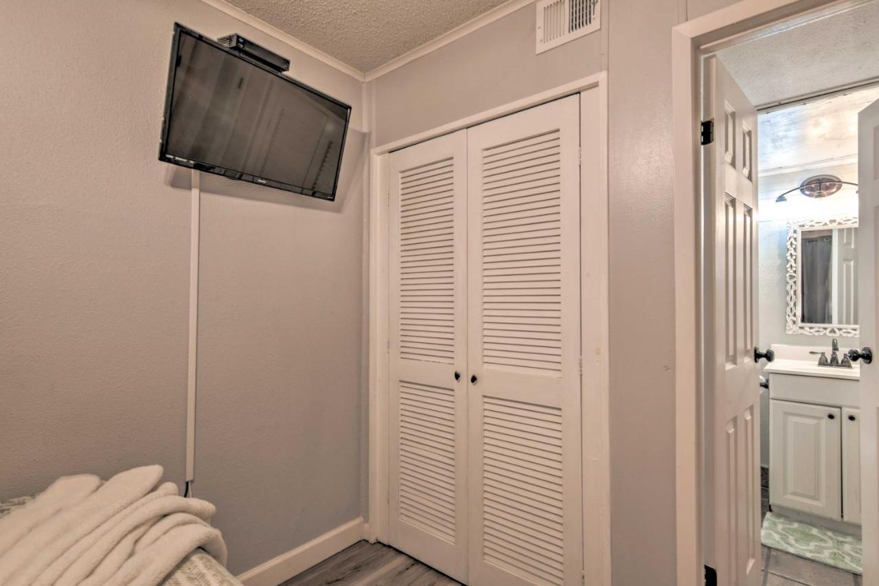 Beachfront Corpus Christi Condo With Arcade Room! Exterior photo