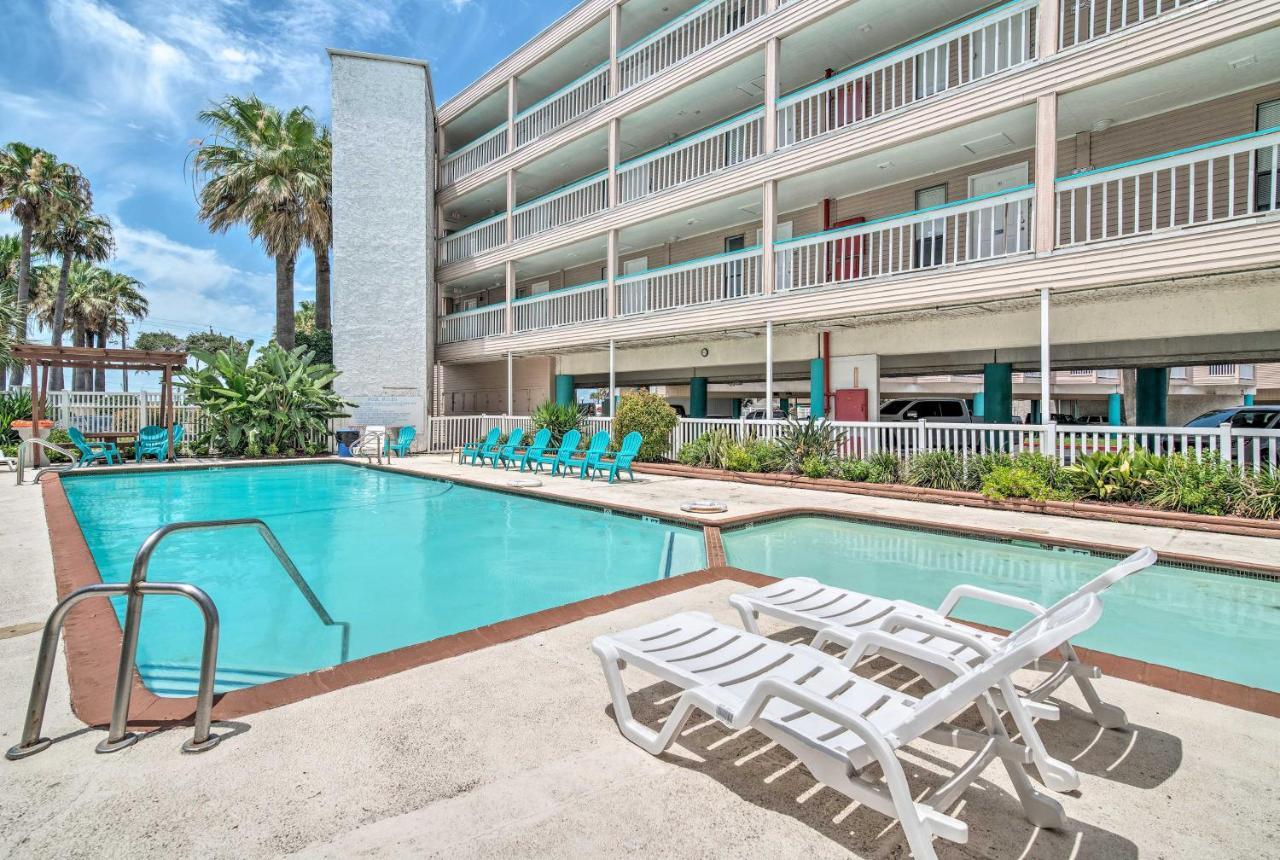 Beachfront Corpus Christi Condo With Arcade Room! Exterior photo